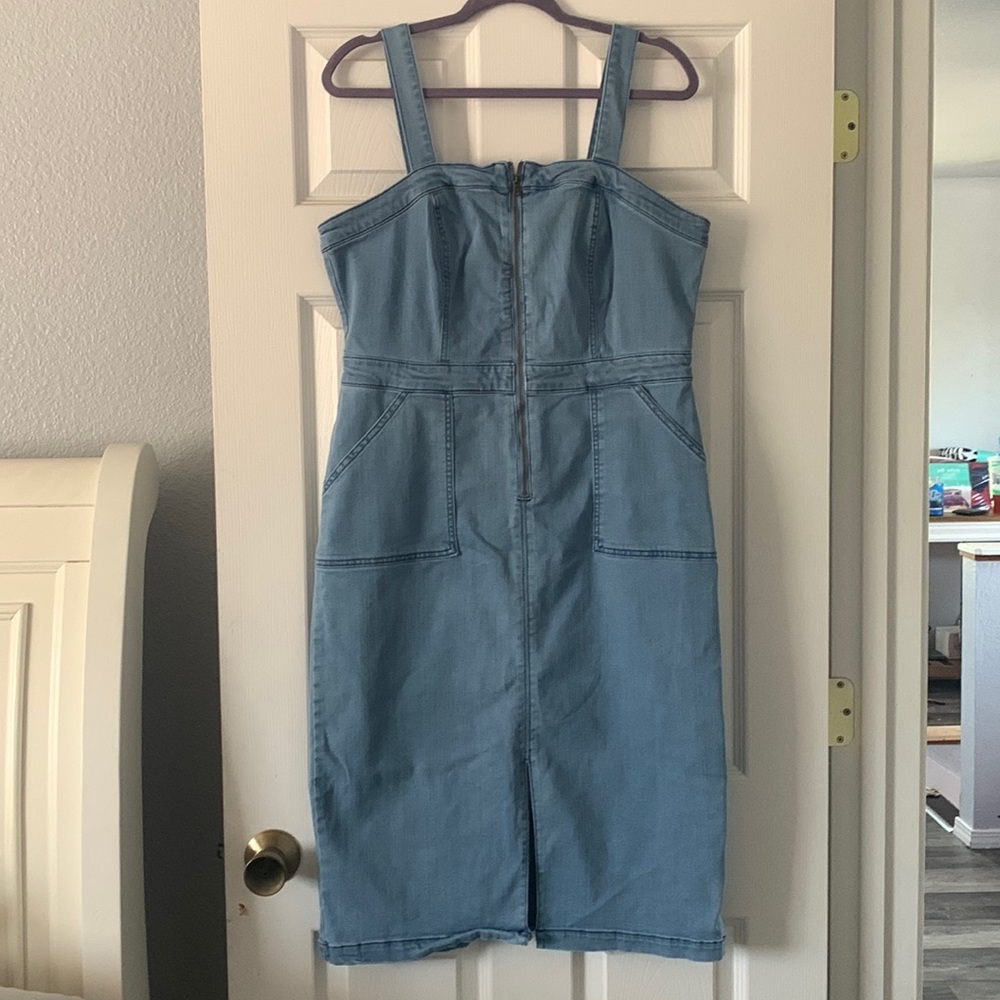 New York &Co Jean dress in Large
